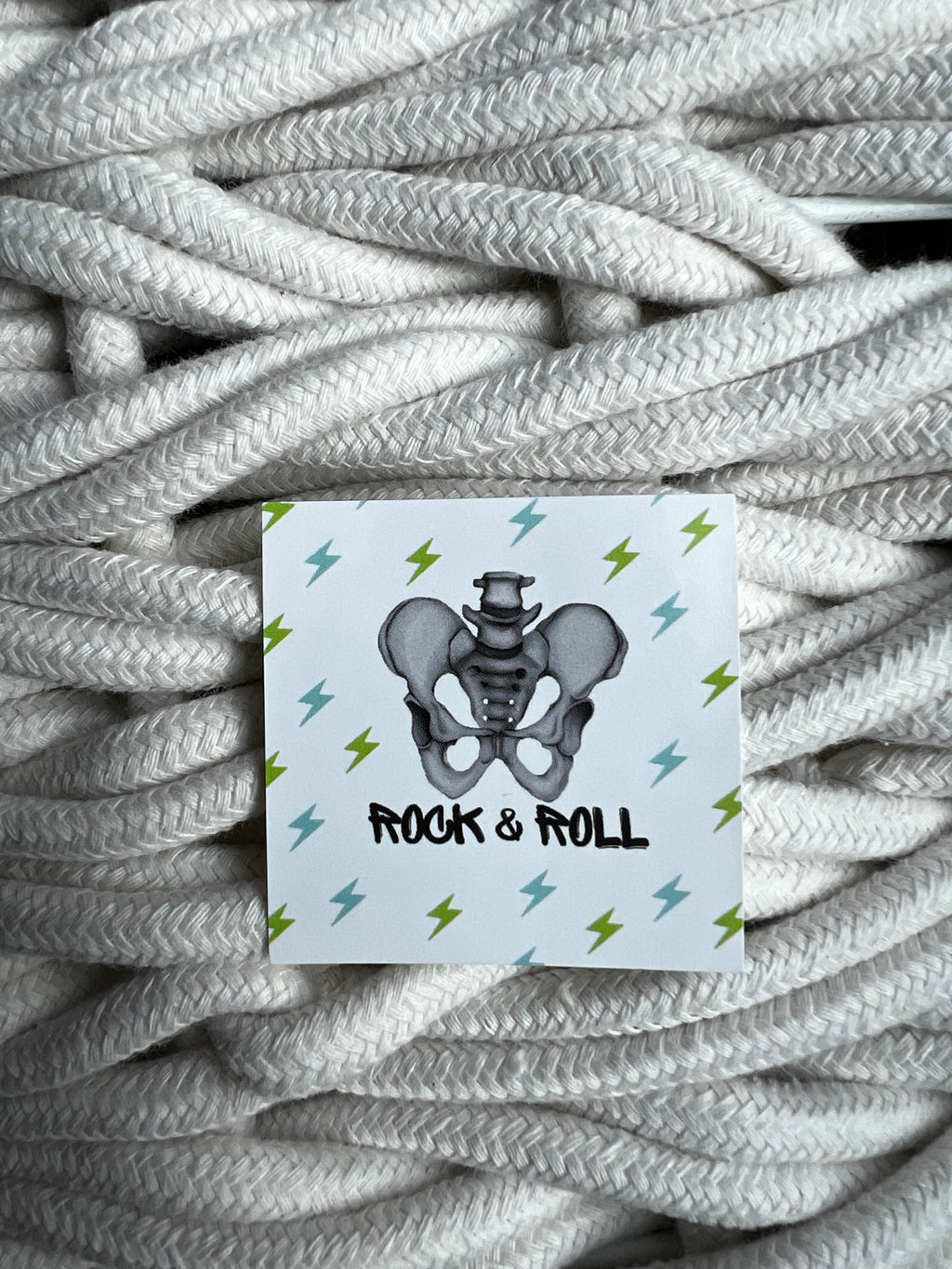 Rock and roll pelvis